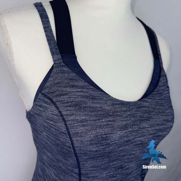 1139 lululemon Run For Gold Tank - Size 6 - Heathered Deep Navy - Picture 3 of 15